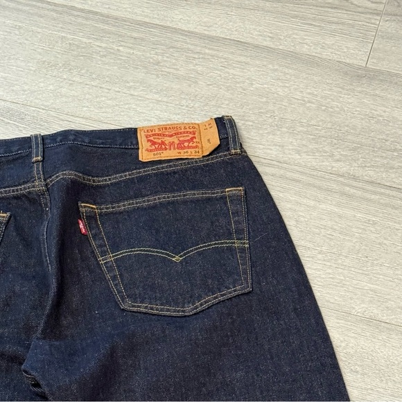 Levi’s 501 36x34 NWOT Dark Denim Men's Jeans - Picture 6 of 13